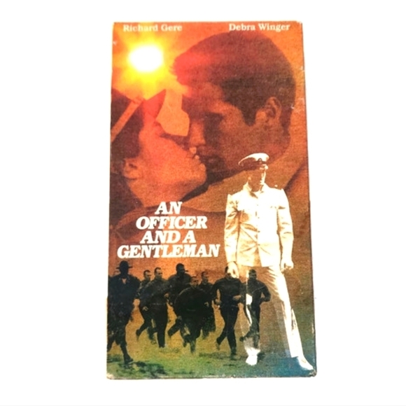 an officer and a gentleman vhs. - Picture 1 of 2